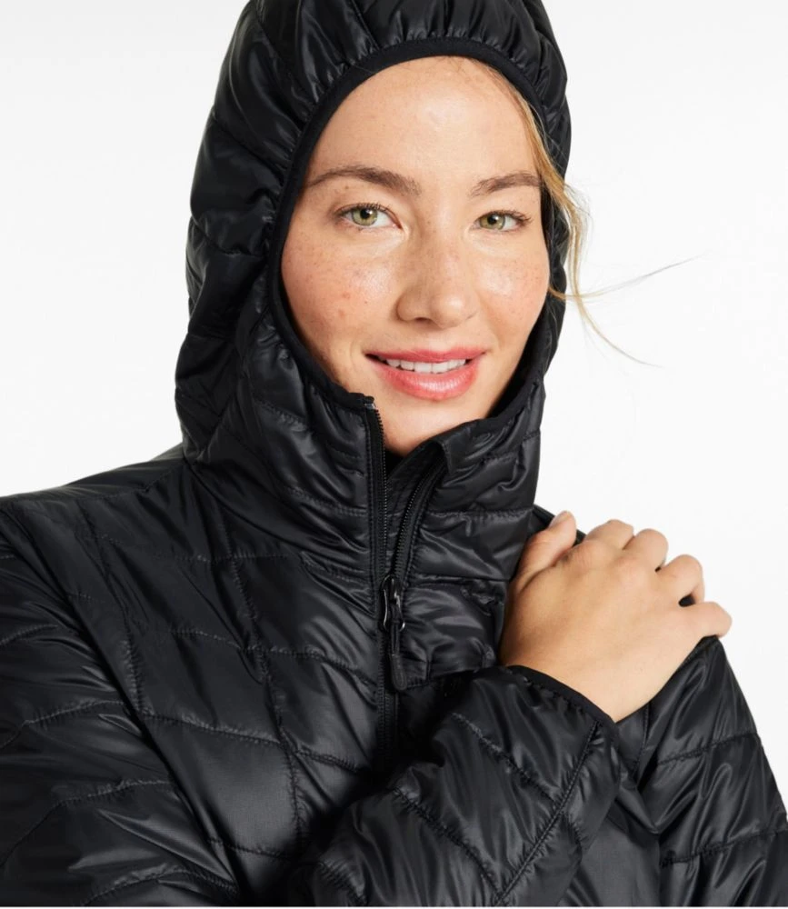L.L.Bean Women's PrimaLoft Packaway Hooded Jacket - Image 6